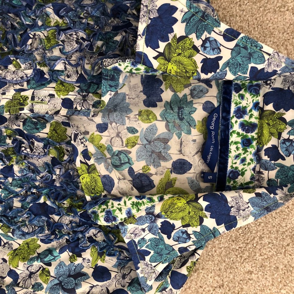 George Roth Floral Ruffle Front Button Down Shirt - Picture 3 of 6